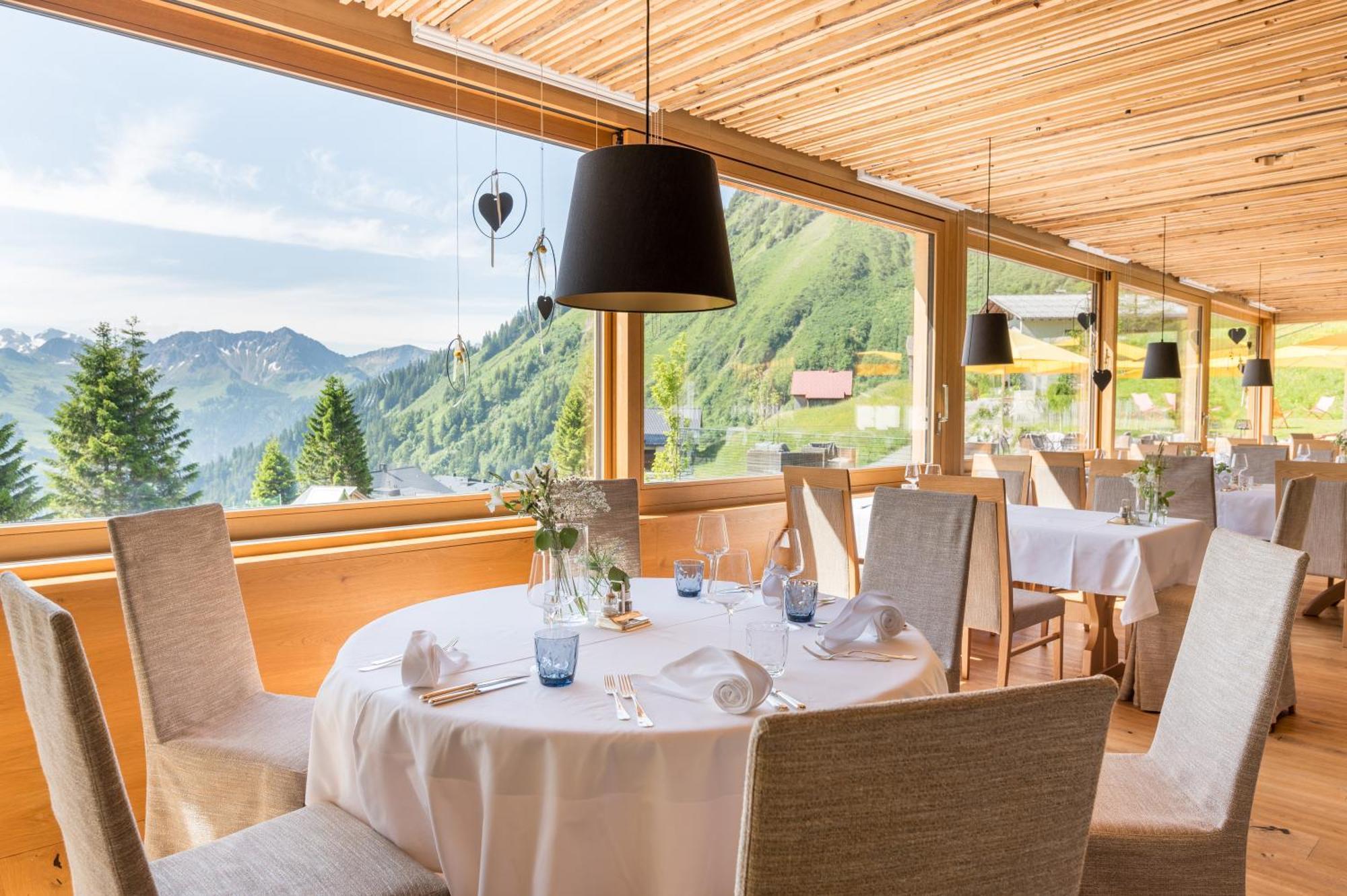 Alpenresort Walsertal Damuels Esterno foto